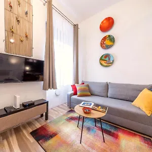  Apartamento Simona - Lovely In The Downtown . Hungría